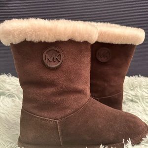 MK boots